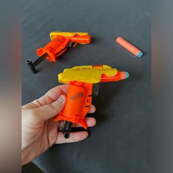 NEW! 2 Nerf Alpha Strike Stinger SD-1 Blaster Set Includes 2 Darts See V… - Picture 4 of 4